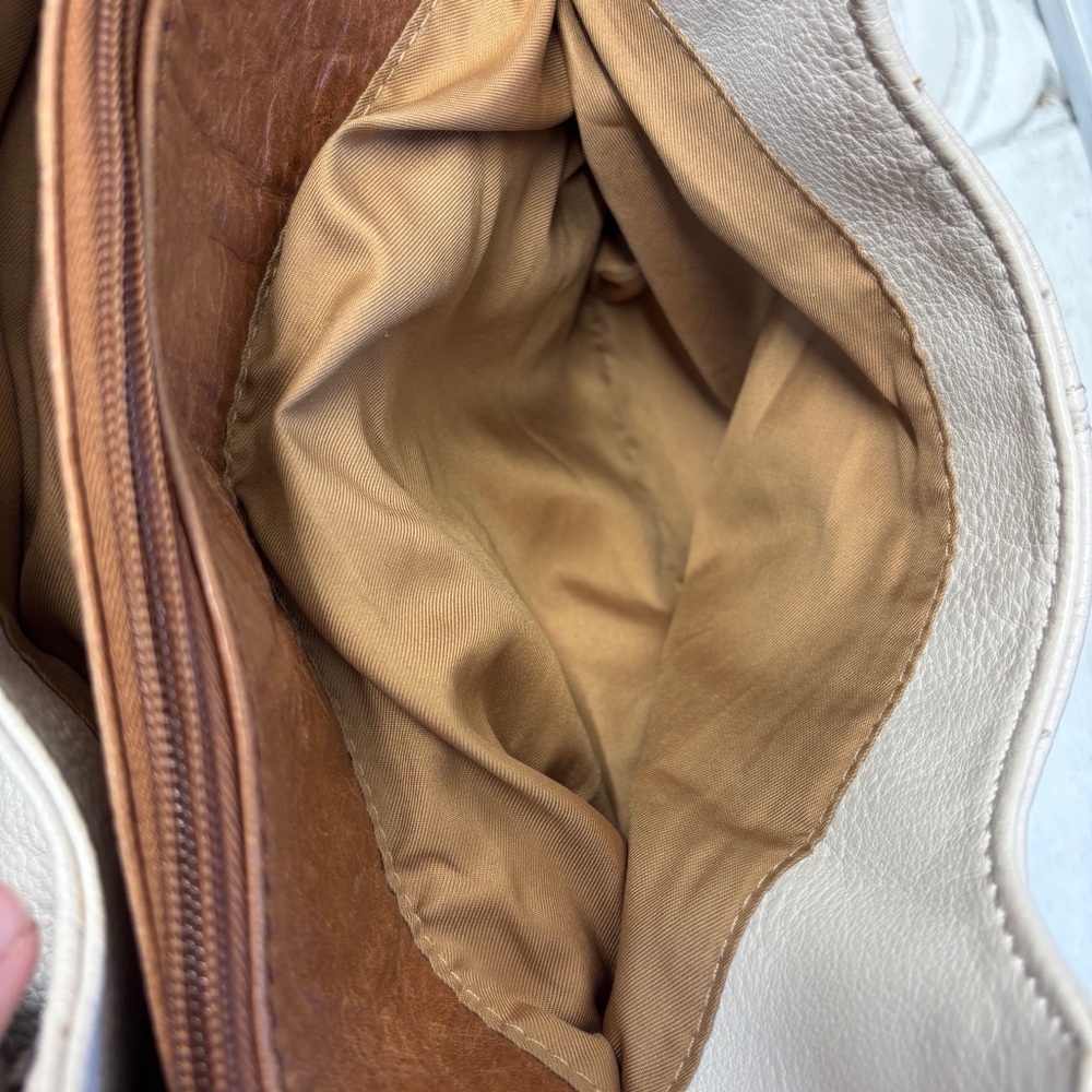 The Sak Cream Purse Leather Handbag - Picture 10 of 16